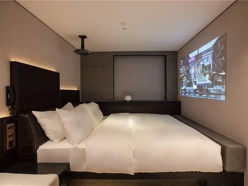 Fenk Attitude Hotel Guangzhou Railway Station Exterior photo