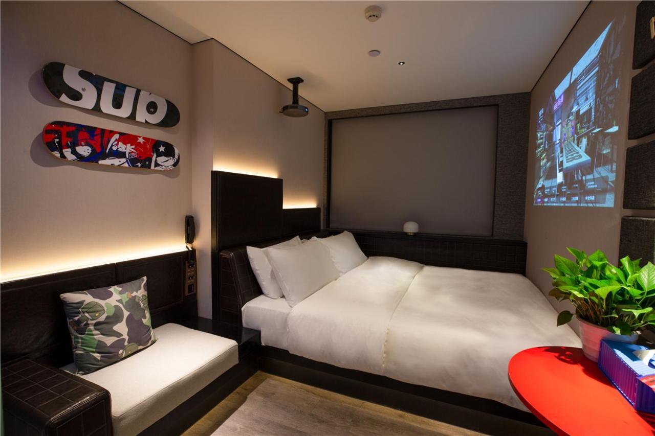 Fenk Attitude Hotel Guangzhou Railway Station Exterior photo
